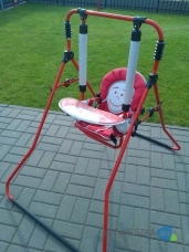 huśtawka na stelażu