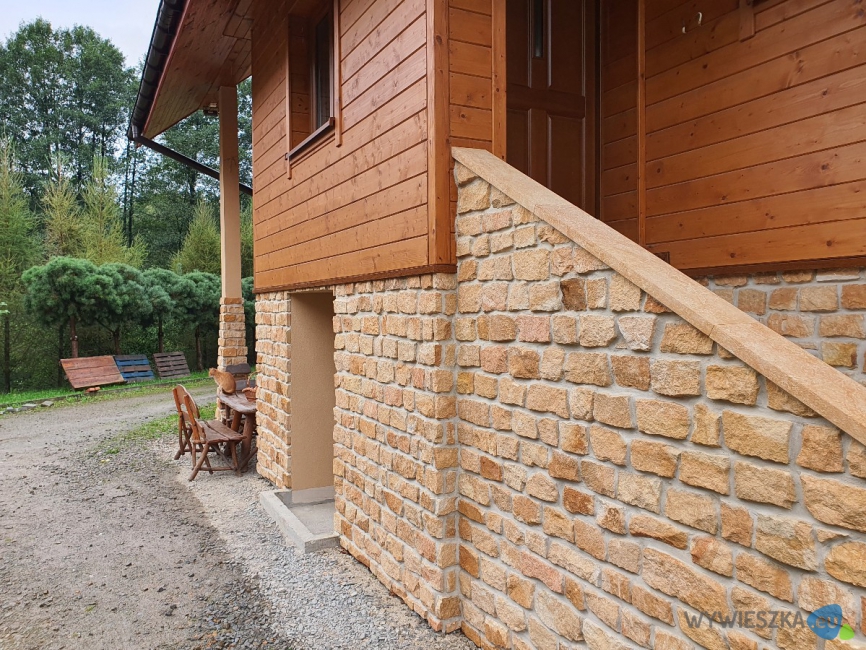 stara cegła ręcznie formowana