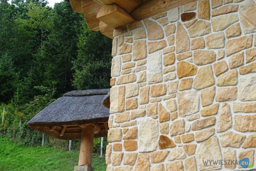 płytki elewacyjne z kamienia naturalnego