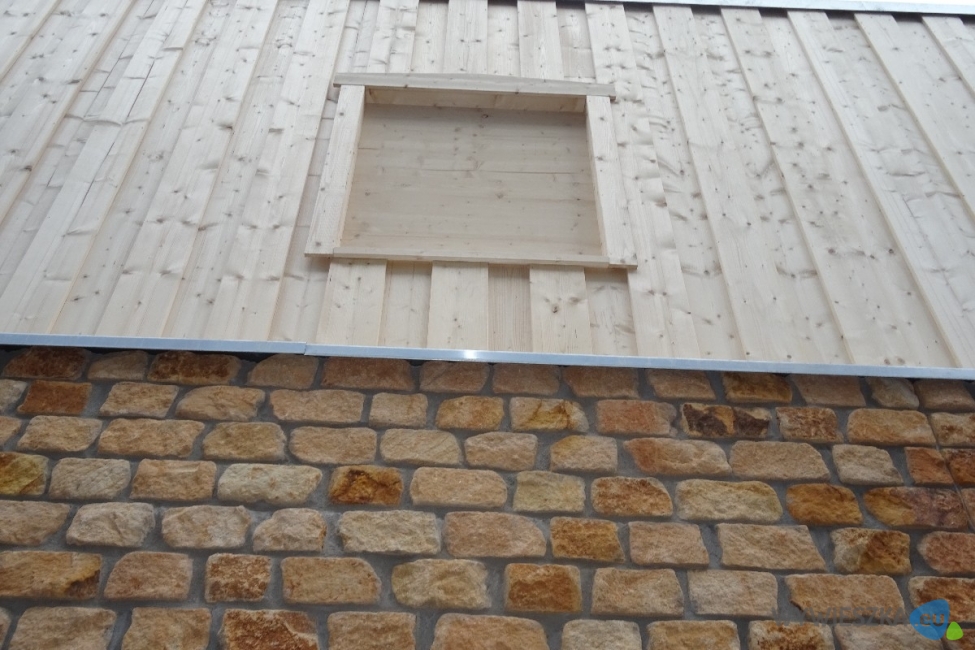 cegła kamienna na mur