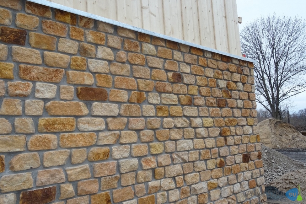 cegła z kamienia