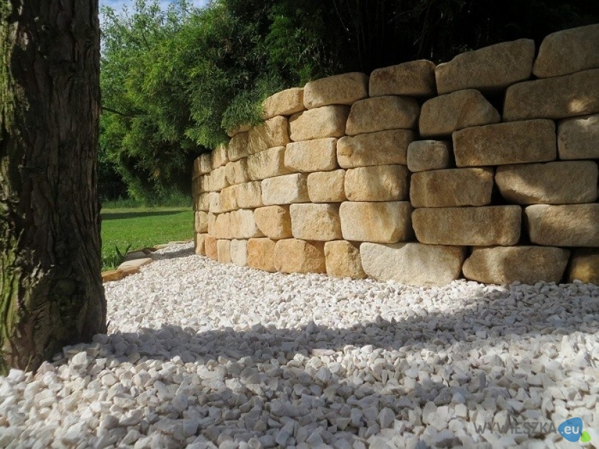 kamień prowansalski francuz piaskowiec cegła na skalniak (20)